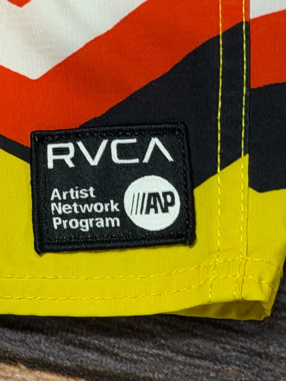 RVCA Board Shorts Men's Size Swim Trunks Bathing Suit Swimwear